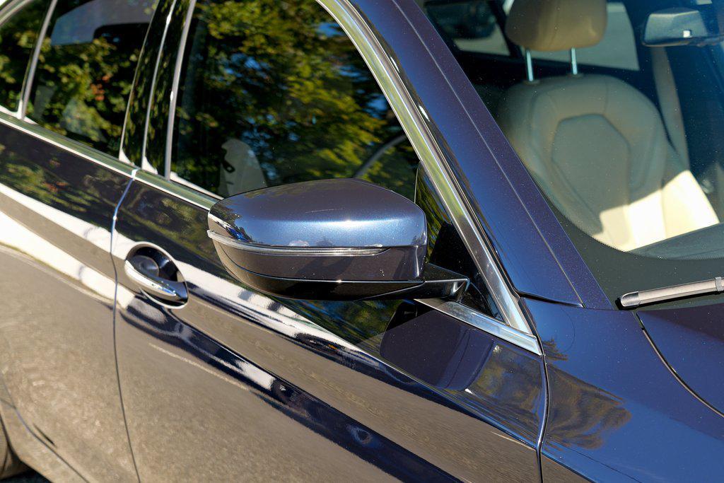 used 2018 BMW 540 car, priced at $25,263