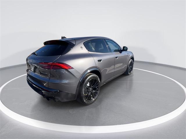 new 2025 Maserati Grecale car, priced at $85,675