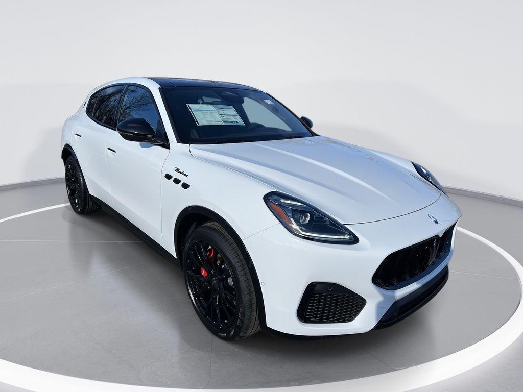 new 2025 Maserati Grecale car, priced at $81,900