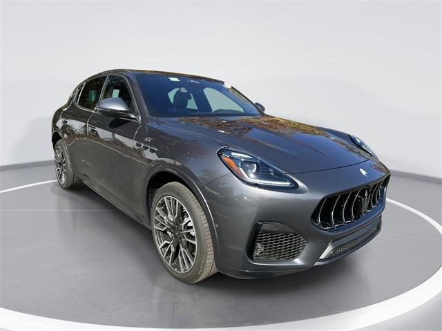 new 2024 Maserati Grecale car, priced at $76,560