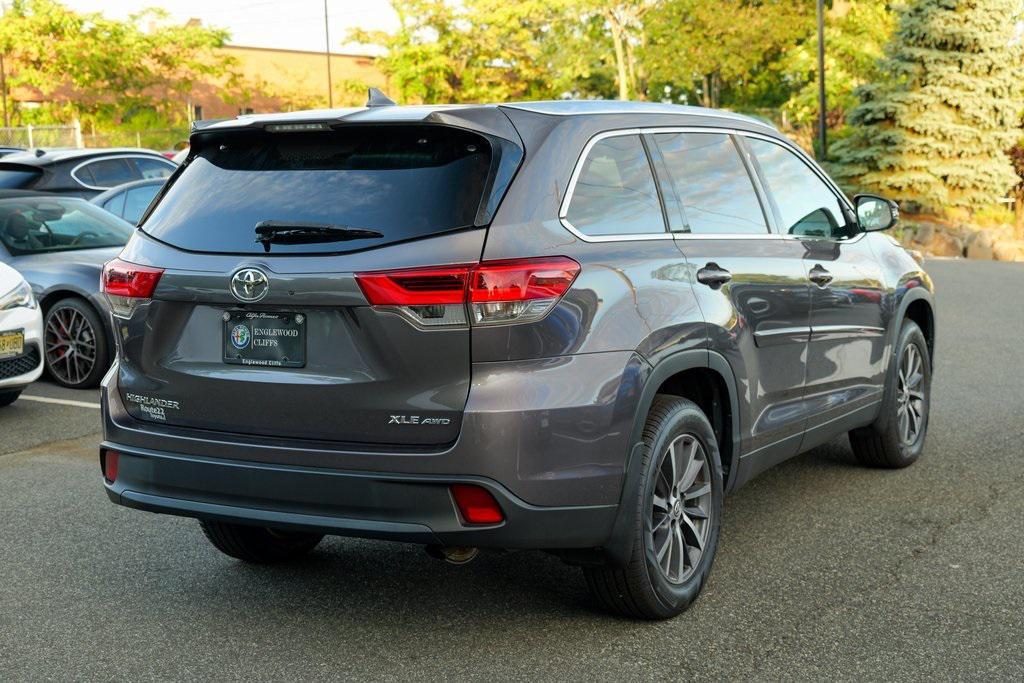 used 2019 Toyota Highlander car, priced at $26,995