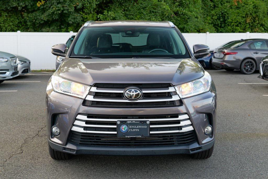 used 2019 Toyota Highlander car, priced at $26,995