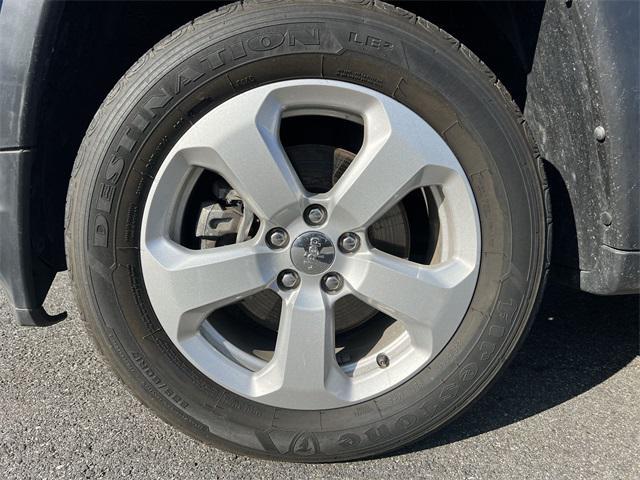 used 2021 Jeep Compass car, priced at $18,995
