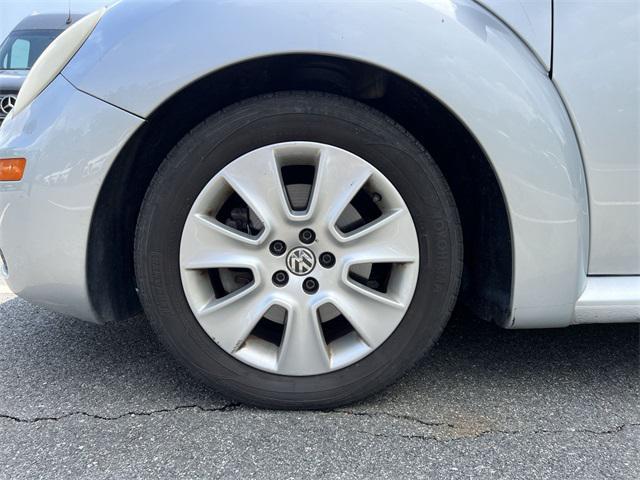 used 2008 Volkswagen New Beetle car, priced at $3,995