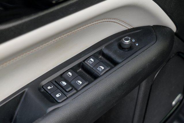 used 2022 Jeep Compass car, priced at $22,879