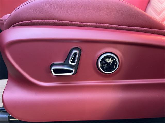 new 2025 Maserati Grecale car, priced at $82,850