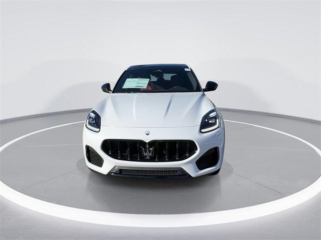 new 2025 Maserati Grecale car, priced at $82,850