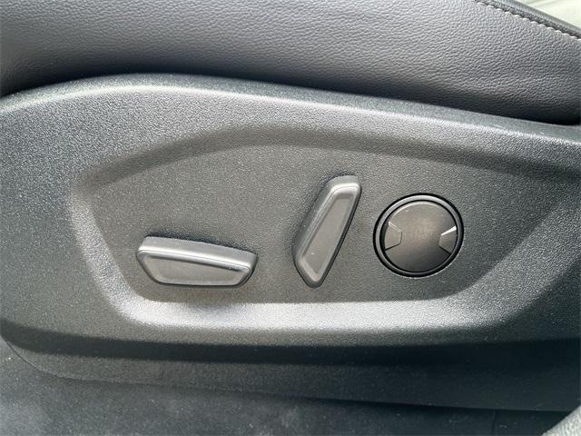 used 2022 Ford Edge car, priced at $26,938
