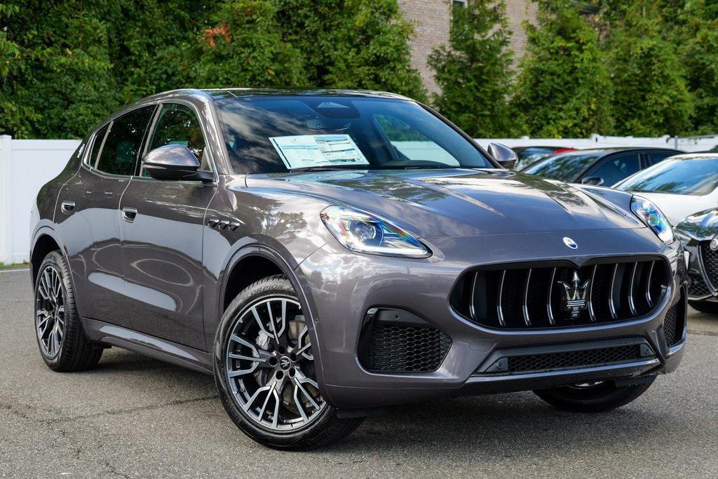 new 2025 Maserati Grecale car, priced at $93,505