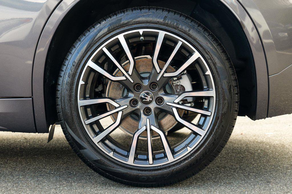 new 2025 Maserati Grecale car, priced at $93,505