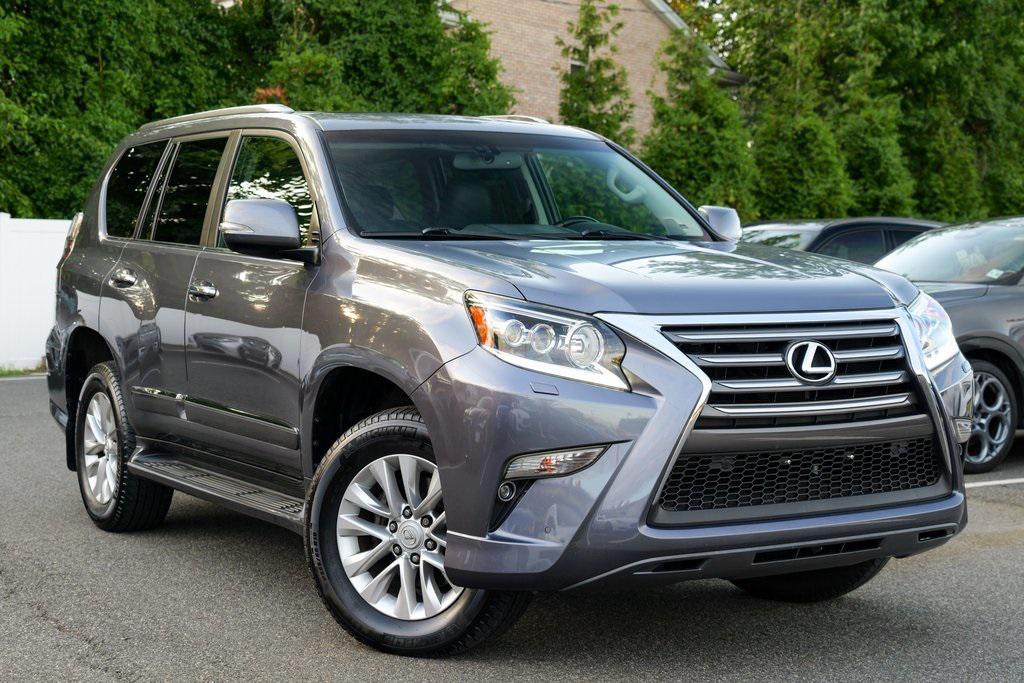 used 2018 Lexus GX 460 car, priced at $29,330