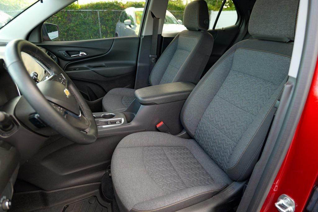 used 2024 Chevrolet Equinox car, priced at $23,258