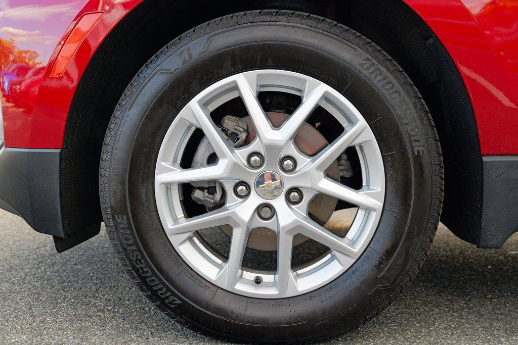 used 2024 Chevrolet Equinox car, priced at $21,647