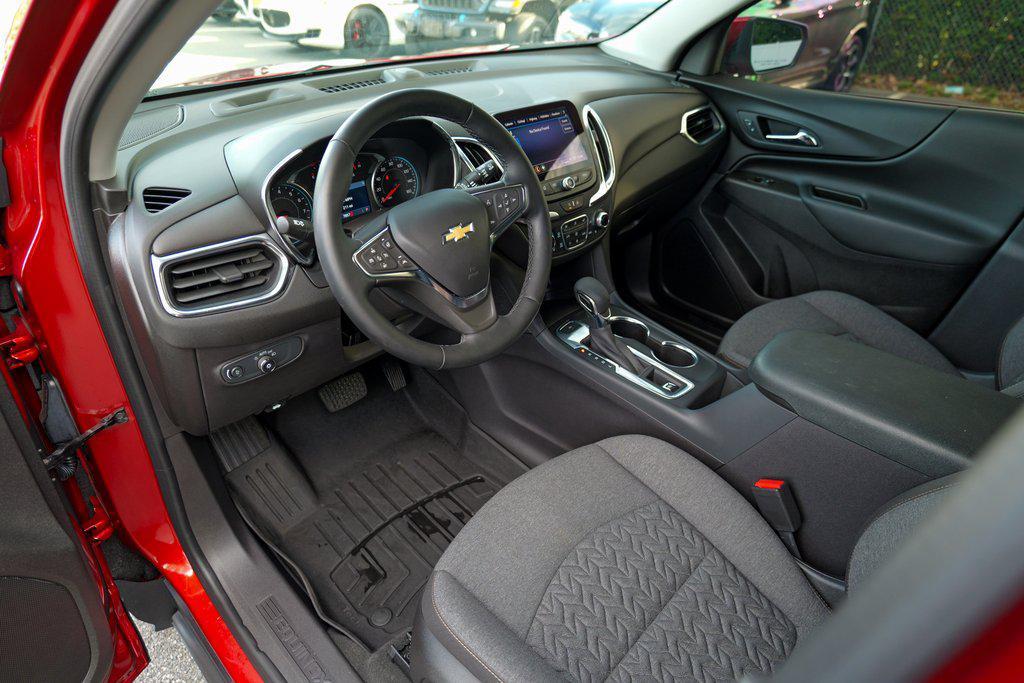 used 2024 Chevrolet Equinox car, priced at $21,647