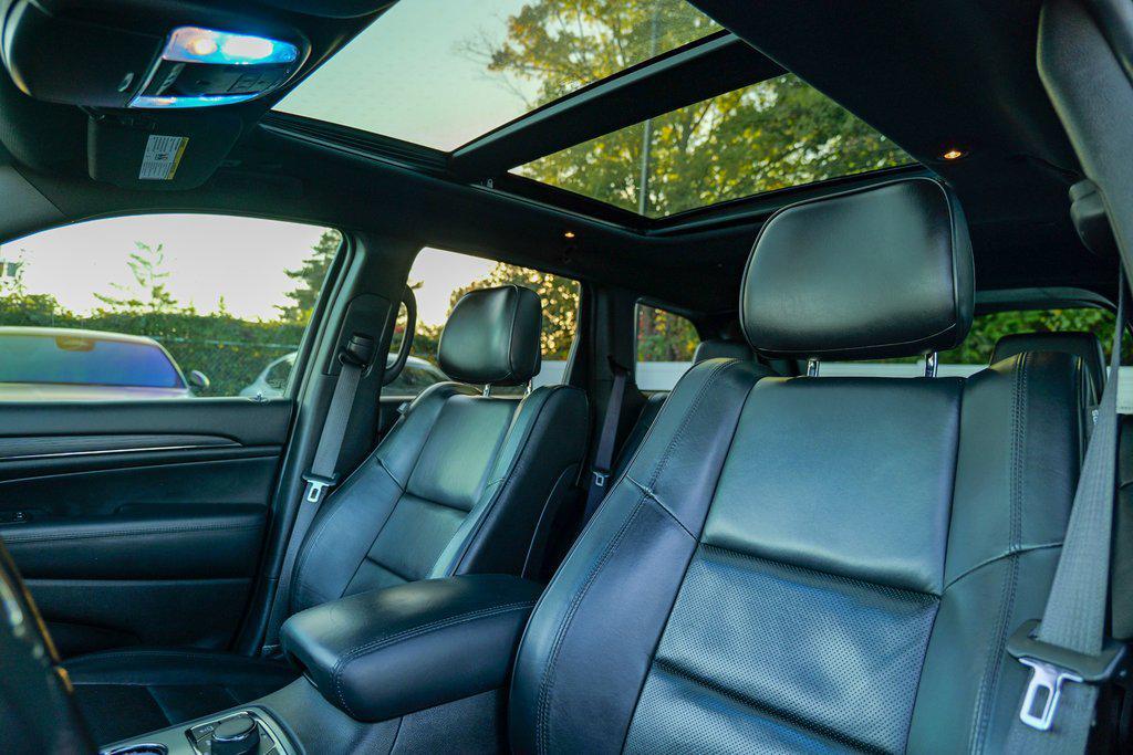 used 2021 Jeep Grand Cherokee car, priced at $27,430