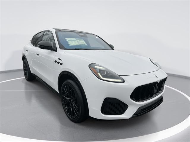 new 2025 Maserati Grecale car, priced at $82,875