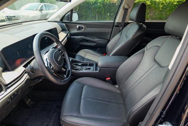 used 2024 Kia Sorento car, priced at $34,521