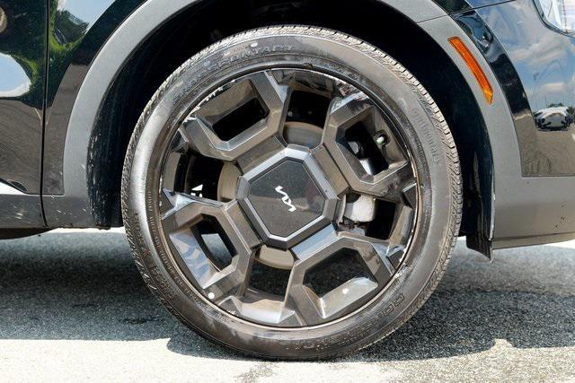 used 2024 Kia Sorento car, priced at $34,521