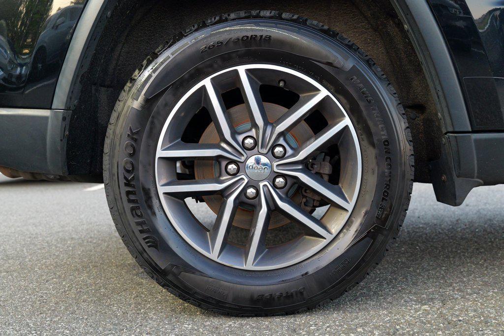 used 2018 Jeep Grand Cherokee car, priced at $12,402