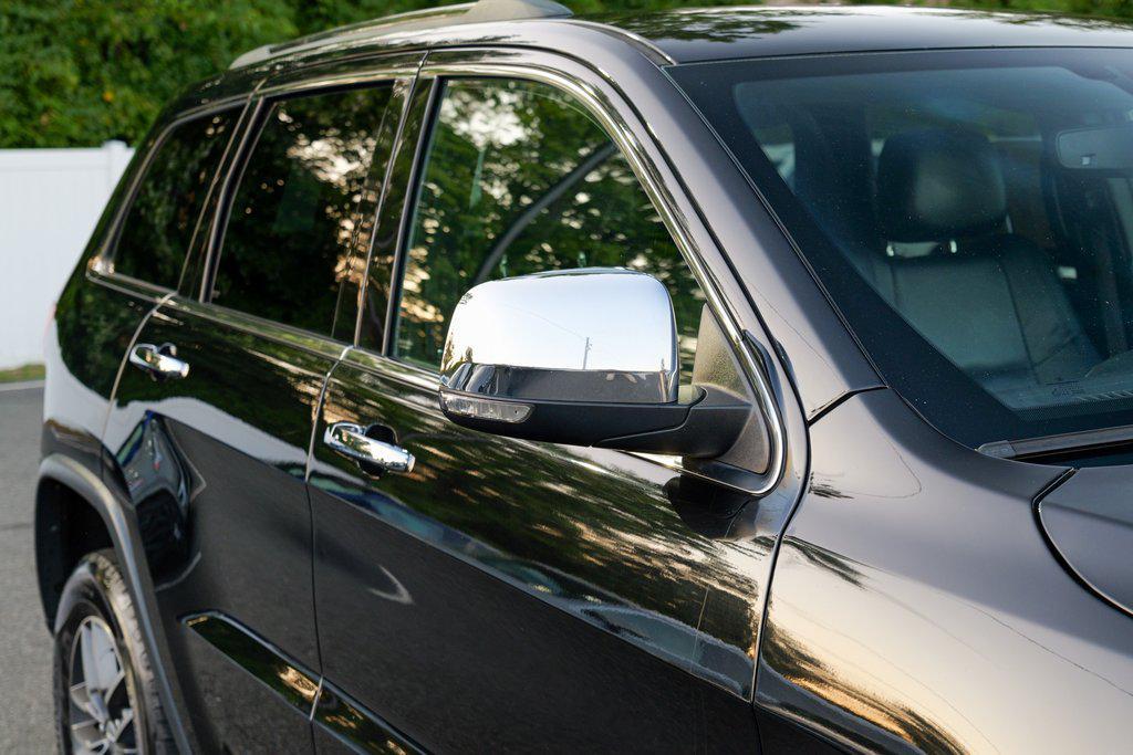 used 2018 Jeep Grand Cherokee car, priced at $12,402