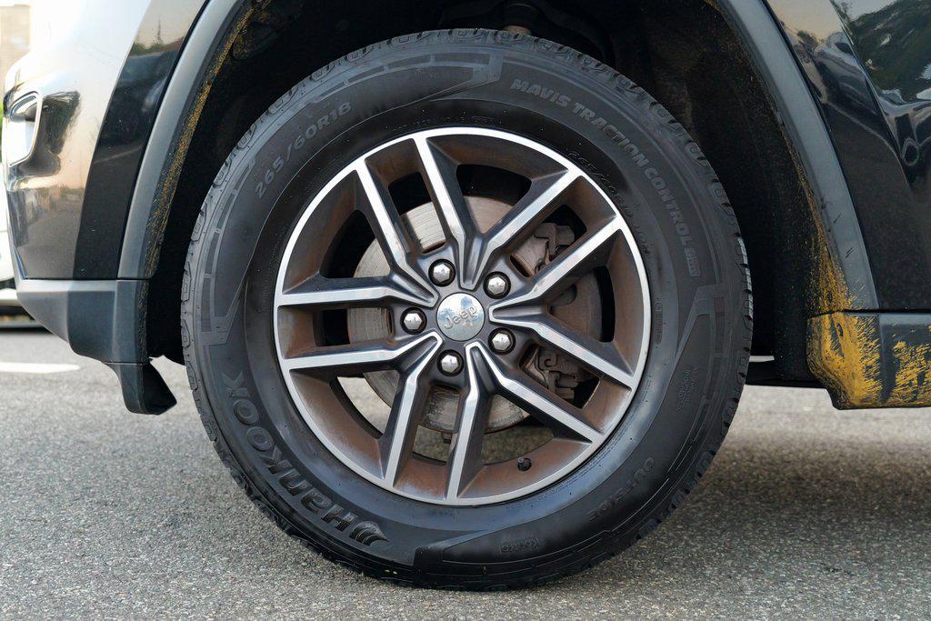 used 2018 Jeep Grand Cherokee car, priced at $12,402