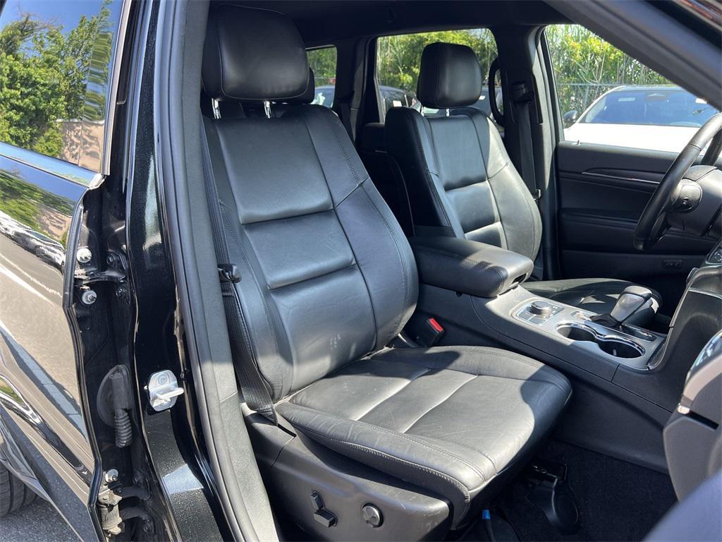 used 2018 Jeep Grand Cherokee car, priced at $12,402