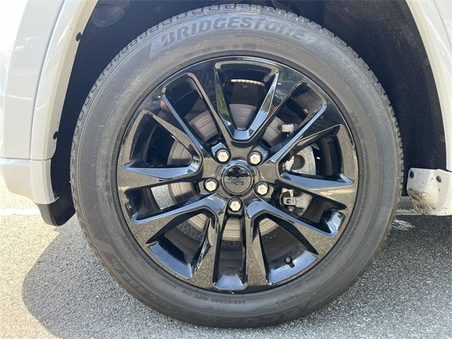 used 2022 Jeep Grand Cherokee car, priced at $30,004