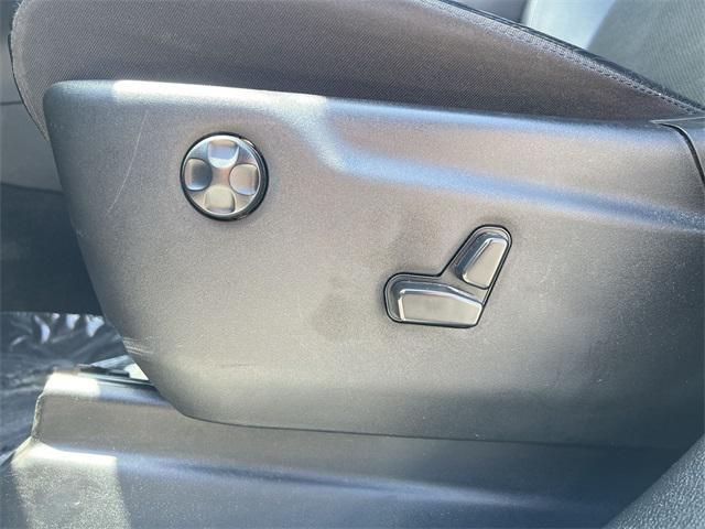 used 2022 Jeep Grand Cherokee car, priced at $30,004