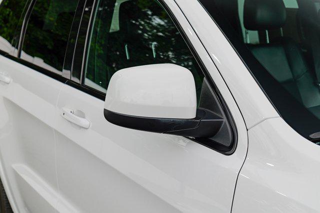 used 2022 Jeep Grand Cherokee car, priced at $28,346