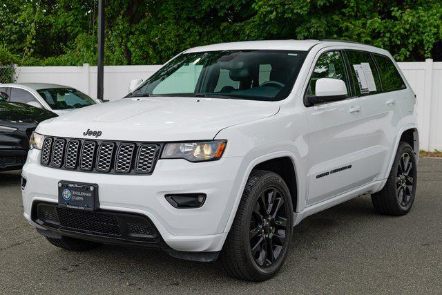 used 2022 Jeep Grand Cherokee car, priced at $28,346