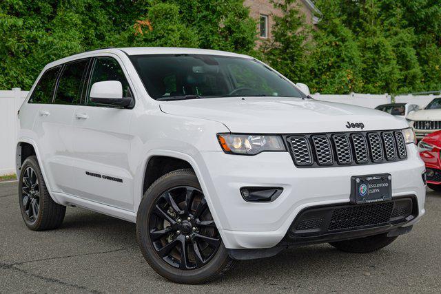 used 2022 Jeep Grand Cherokee car, priced at $28,346