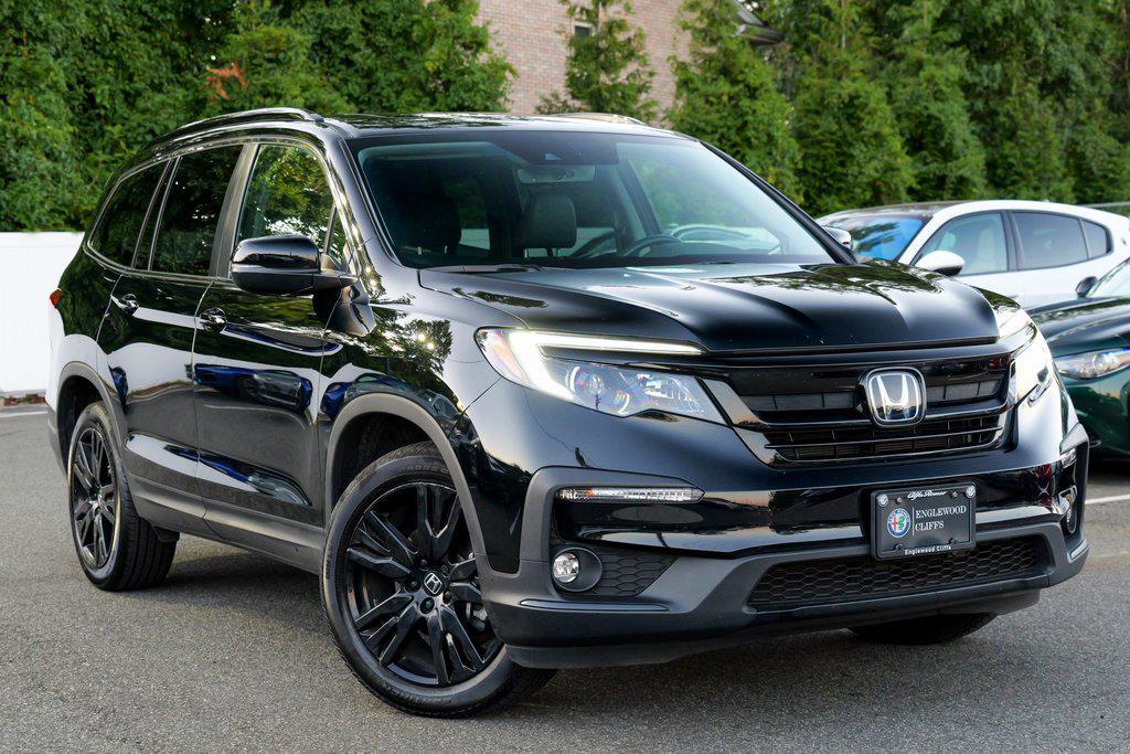 used 2022 Honda Pilot car, priced at $28,600