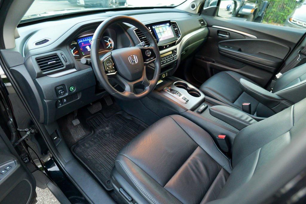 used 2022 Honda Pilot car, priced at $32,580