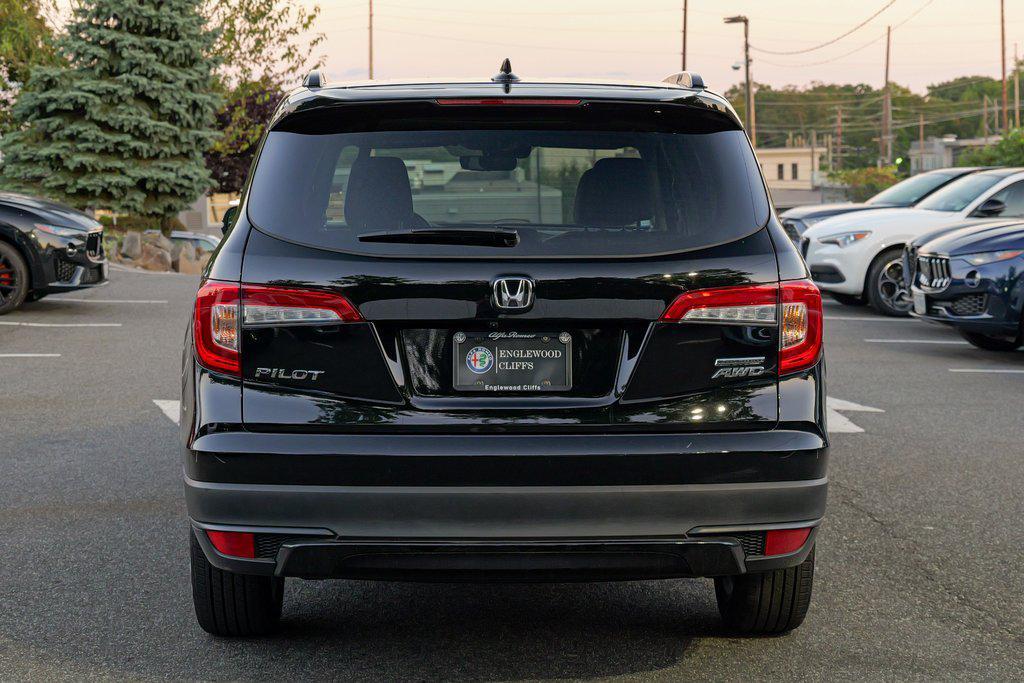 used 2022 Honda Pilot car, priced at $28,600