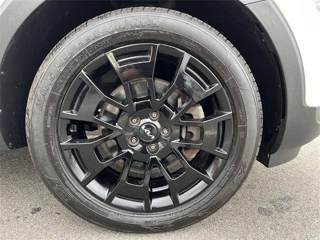 used 2022 Kia Telluride car, priced at $28,972