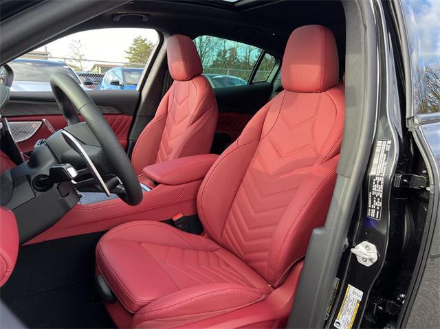 new 2025 Maserati Grecale car, priced at $3,000