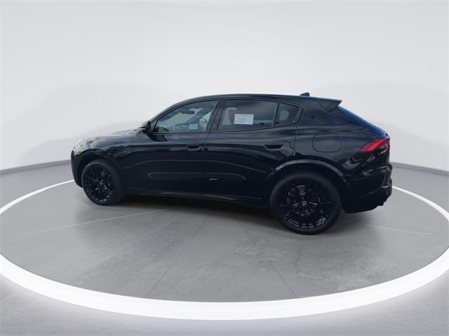 new 2025 Maserati Grecale car, priced at $3,000
