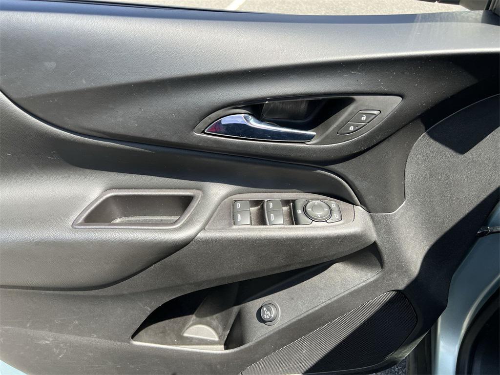 used 2022 Chevrolet Equinox car, priced at $16,914