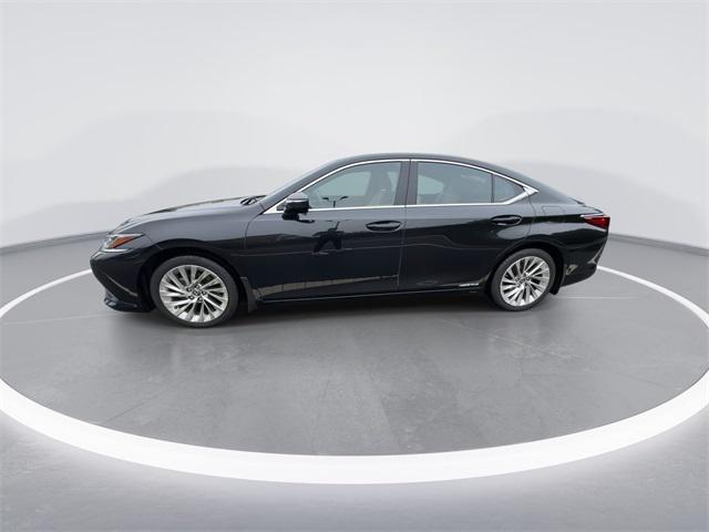 used 2021 Lexus ES 300h car, priced at $29,923