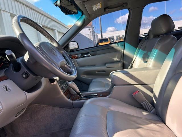 used 2004 Cadillac Seville car, priced at $10,888