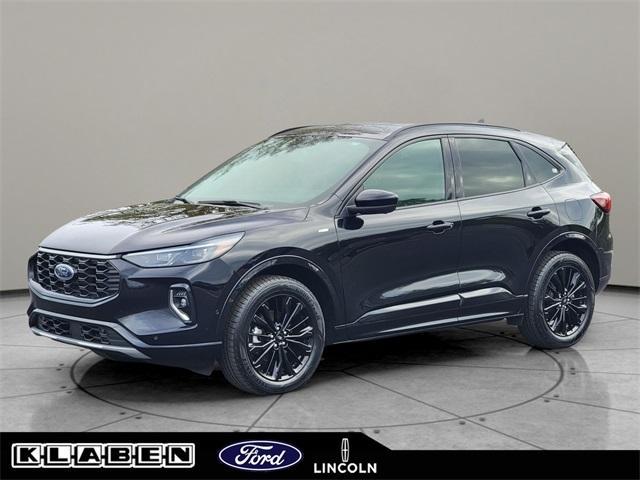 used 2023 Ford Escape car, priced at $30,088