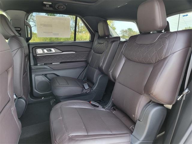 new 2025 Ford Explorer car, priced at $62,795