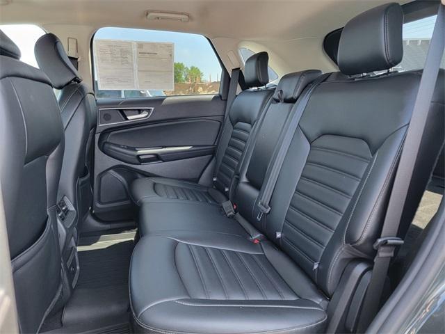 used 2024 Ford Edge car, priced at $27,888