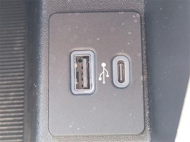 used 2024 Ford Edge car, priced at $27,888