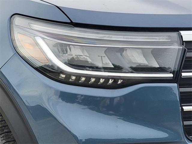 new 2025 Ford Explorer car, priced at $51,390