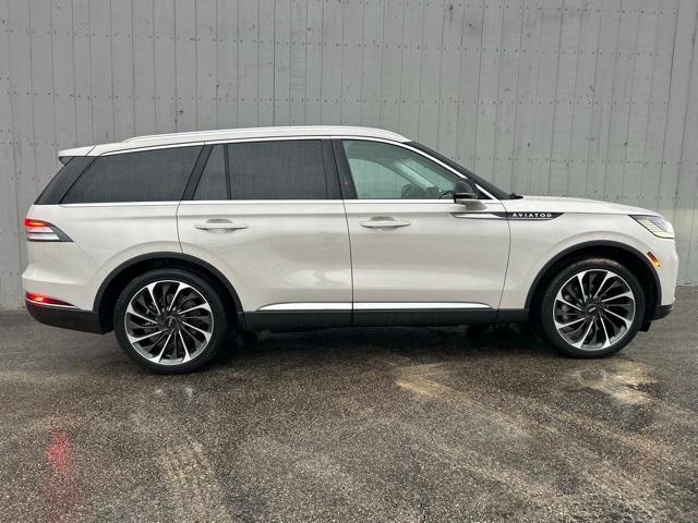 used 2025 Lincoln Aviator car, priced at $71,888