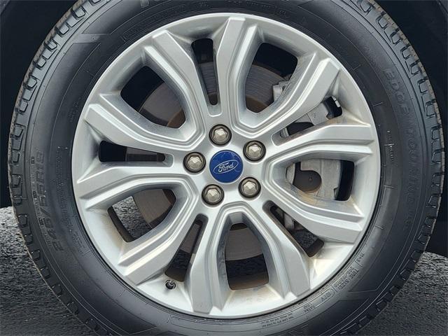 used 2021 Ford Edge car, priced at $28,888