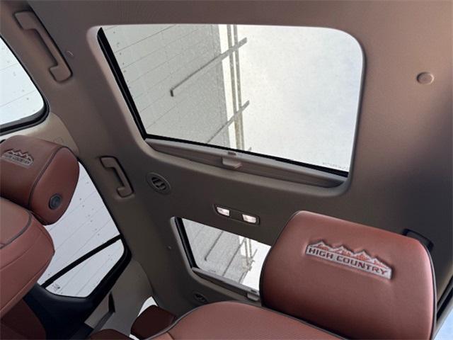 used 2020 Chevrolet Traverse car, priced at $31,888