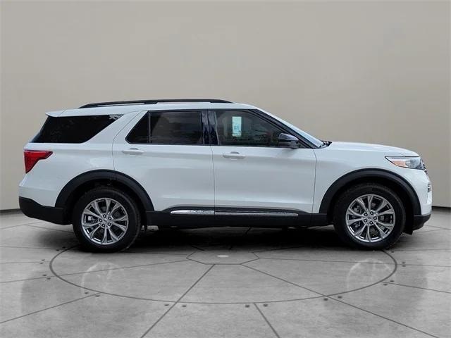 new 2024 Ford Explorer car, priced at $52,870