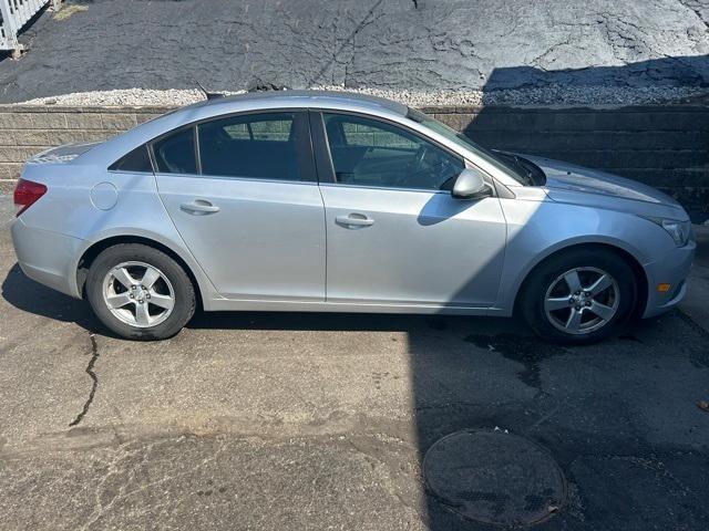 used 2013 Chevrolet Cruze car, priced at $8,888